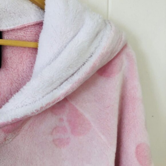 Disney Womens Super Soft Hooded Pull Over Robe or Pajamas with Kangaroo Pocket - Picture 3 of 9